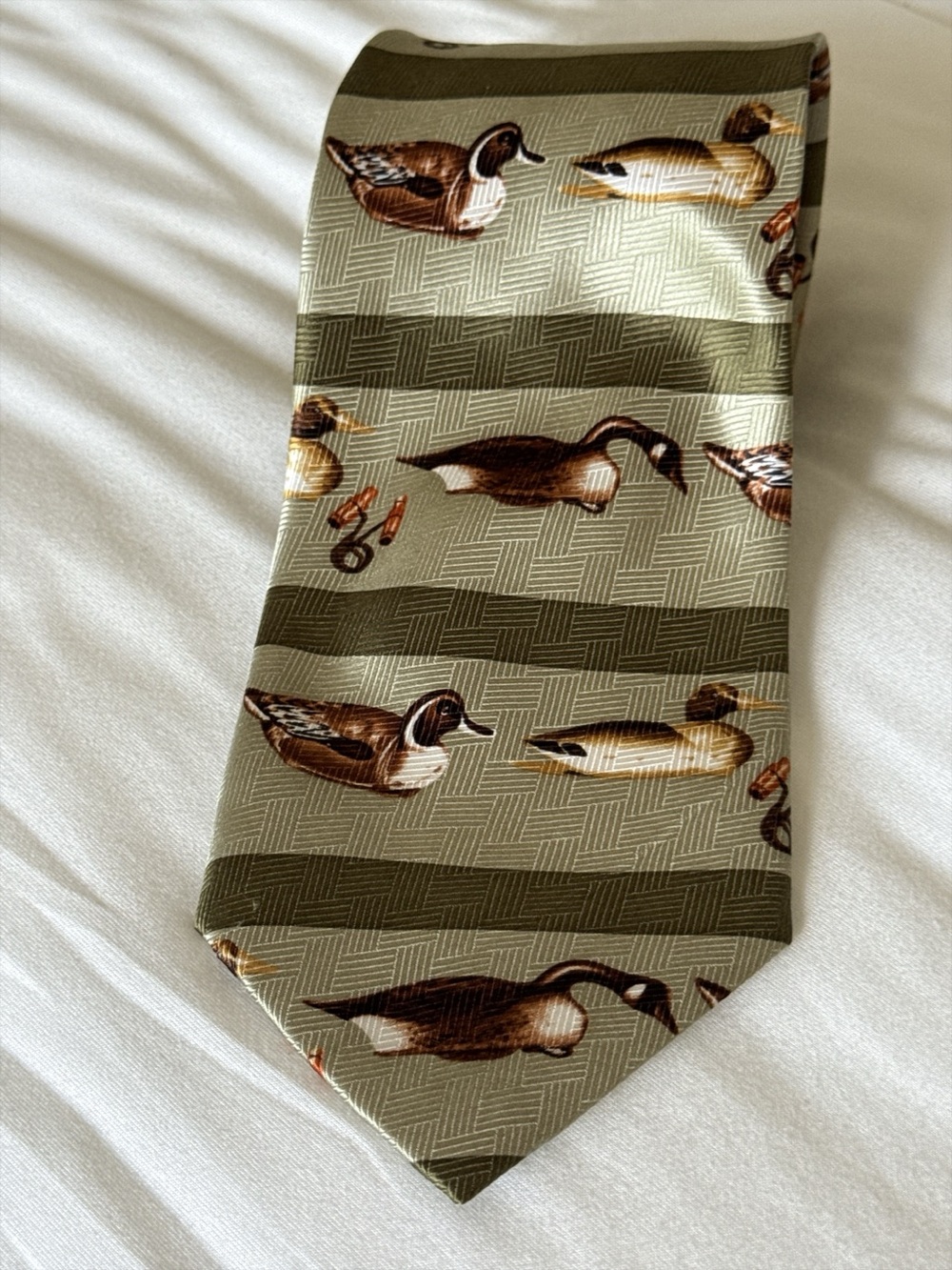 Cabela’s Duck Hunting Necktie Mallard Decoy Duck Calls Green 59”